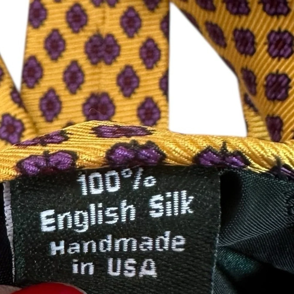 J. Crew English Silk Men's Neck Tie Size 3.5 x 57